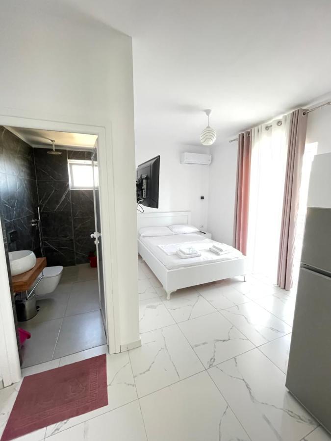 Villa Denis Ksamil Bagian luar foto