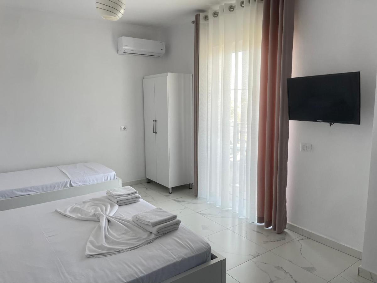 Villa Denis Ksamil Bagian luar foto